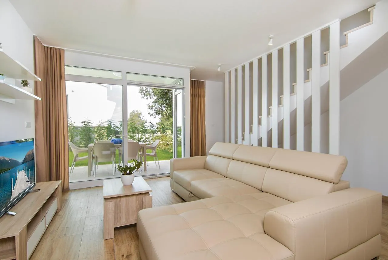 Villa Dinastija Fazana 0*,  Croatia